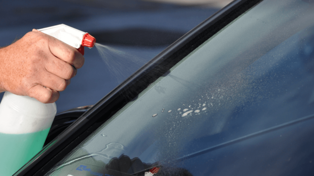 how to get tree sap off car window