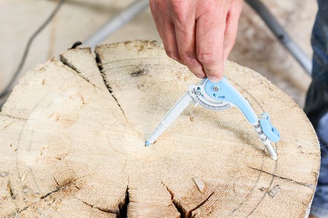 How To Hollow Out A Tree Stump