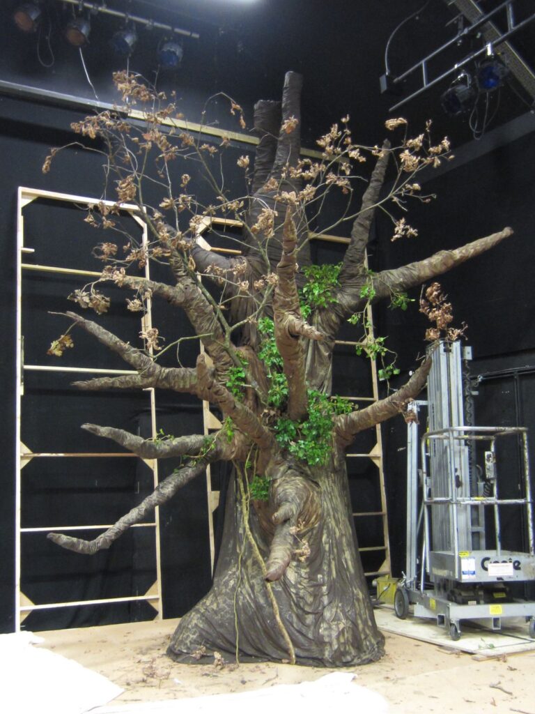 How to Create Trees for a Stage Prop